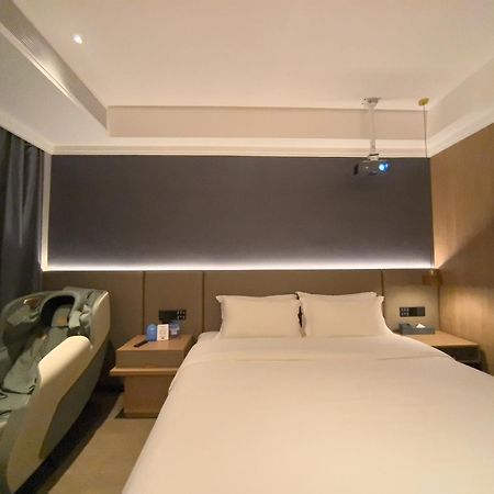 Luyue Hotel Movie Hotel Huaqiangbei Convention And Exhibition Center Branch Shenzhen Esterno foto