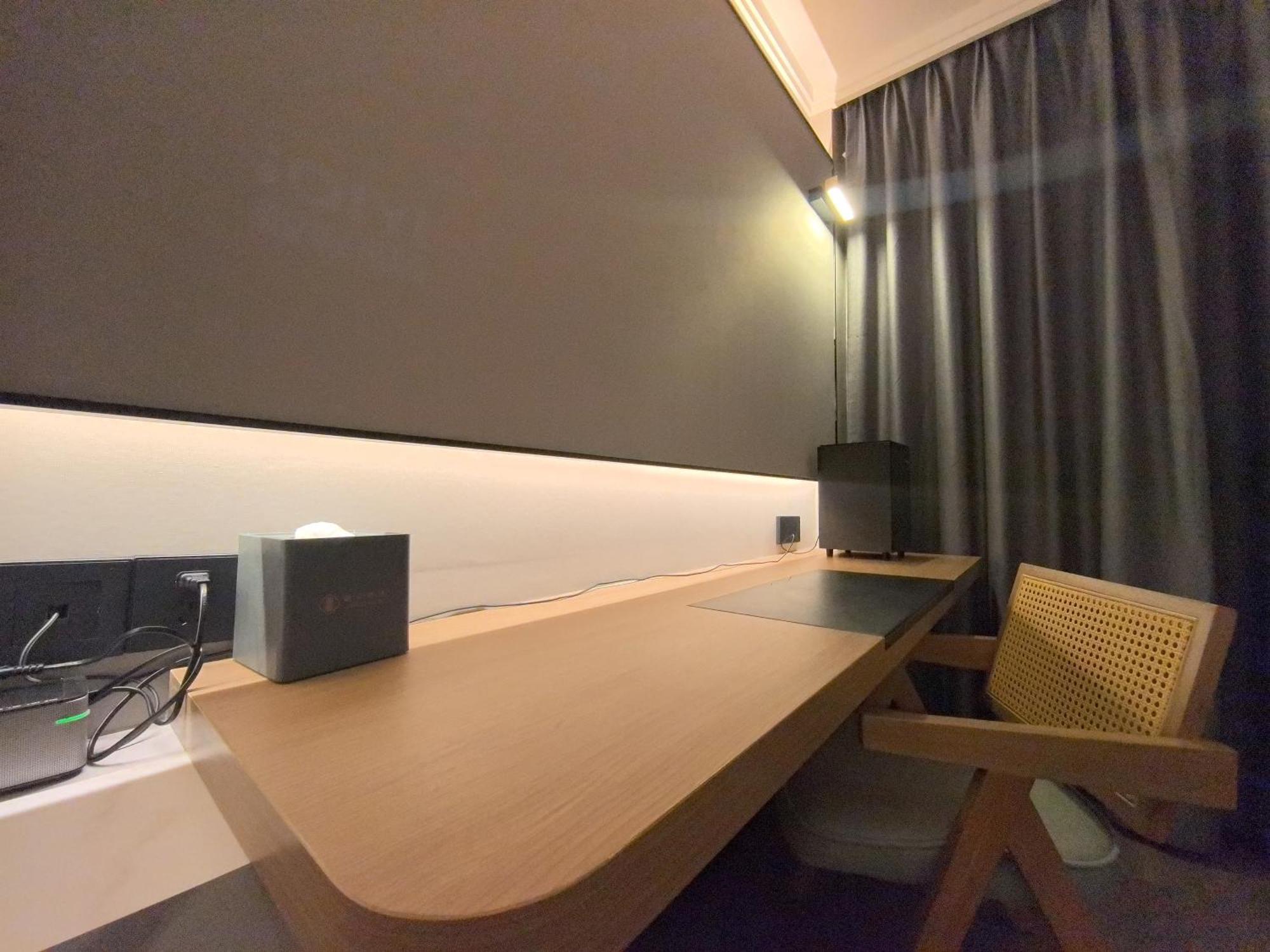Luyue Hotel Movie Hotel Huaqiangbei Convention And Exhibition Center Branch Shenzhen Esterno foto