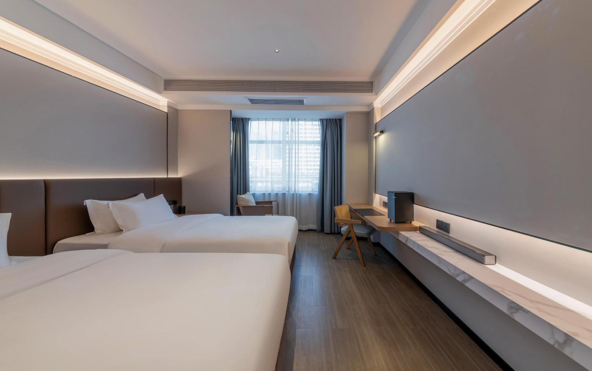 Luyue Hotel Movie Hotel Huaqiangbei Convention And Exhibition Center Branch Shenzhen Esterno foto