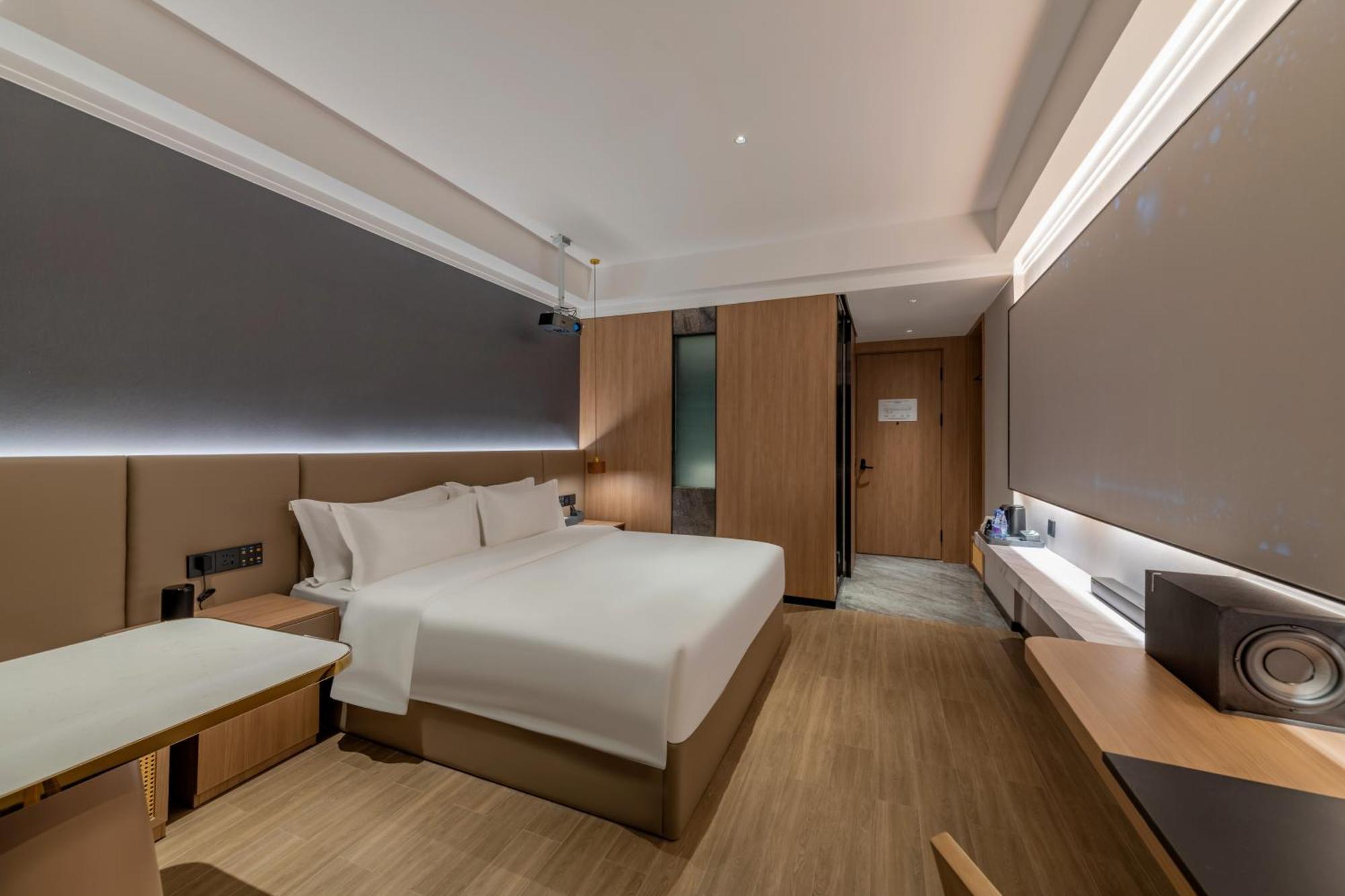 Luyue Hotel Movie Hotel Huaqiangbei Convention And Exhibition Center Branch Shenzhen Esterno foto