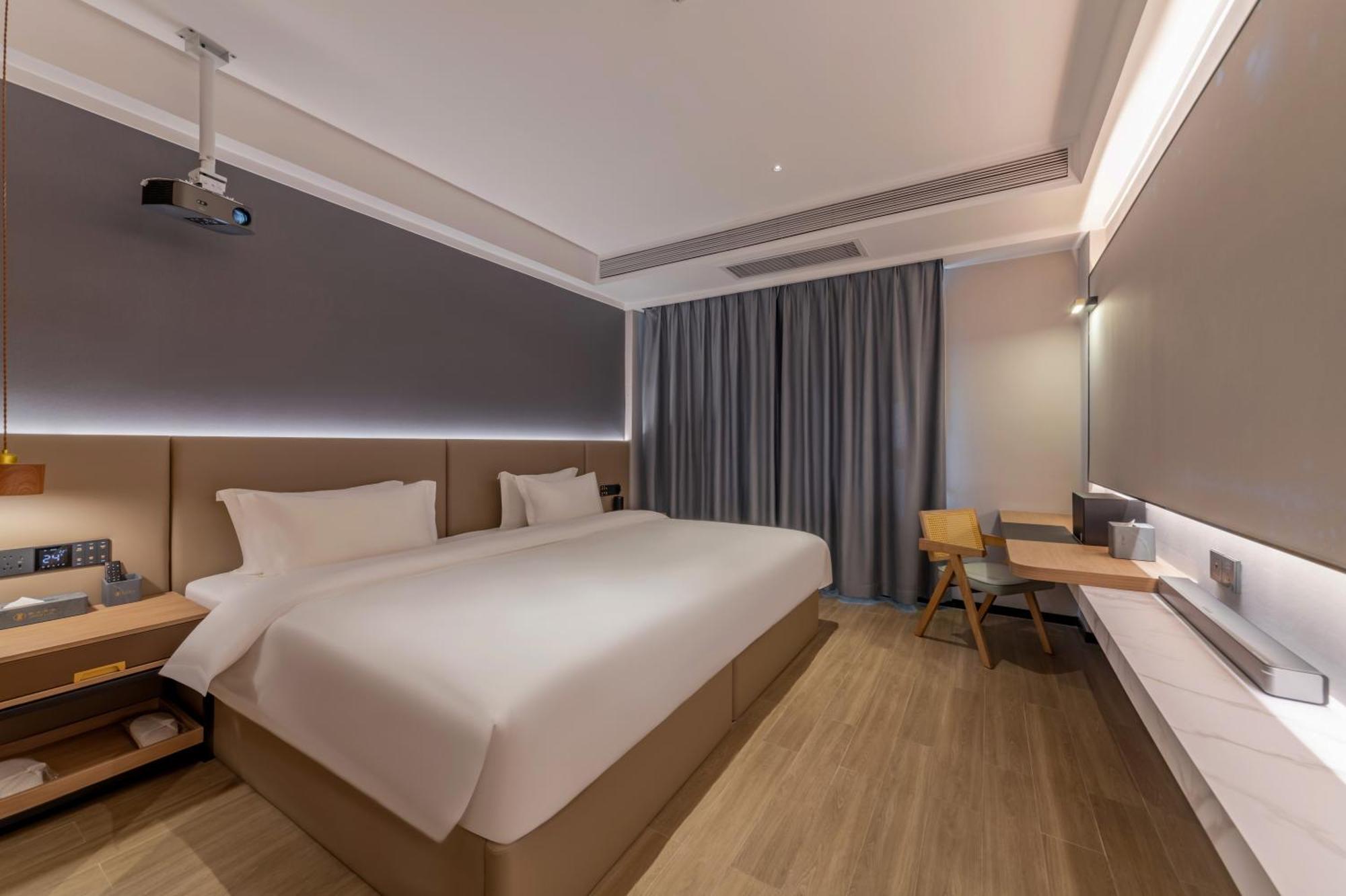 Luyue Hotel Movie Hotel Huaqiangbei Convention And Exhibition Center Branch Shenzhen Esterno foto